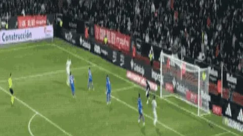 北京北汽男篮喜提CBA俱乐部杯季军奖牌